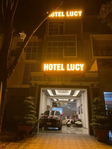 Lucy Hotel