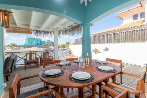 Kas Sumba In Water Villas