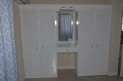 Ixoras Beach Apartments