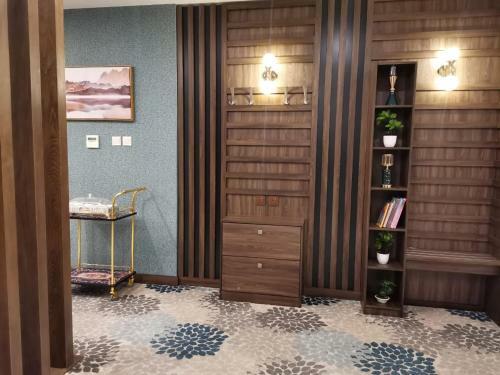 ???? ????? Azard Hotel