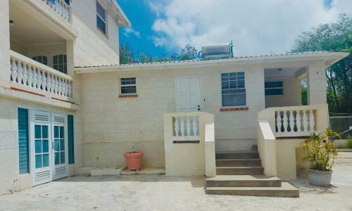 Hythe Gardens Beach Apartments