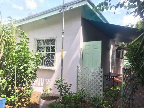 Kismet Garden Cottages - Dover Beach - Quarantine Approved