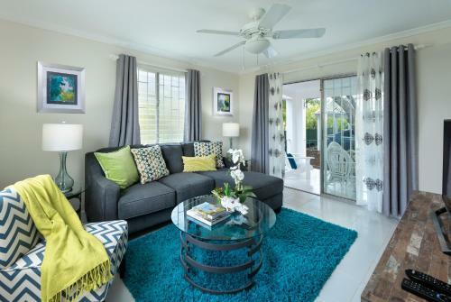 Dover Court Apartments - Steps To St Lawrence Gap