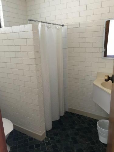 Amaroo Motel
