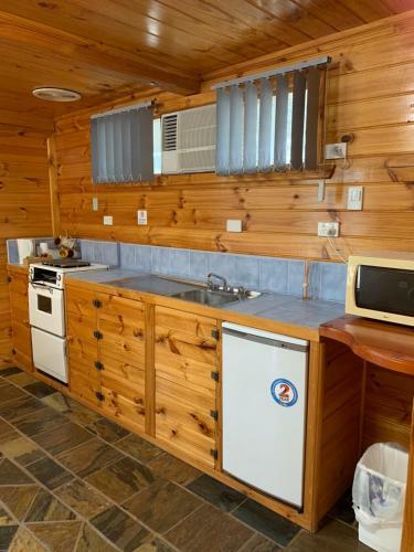 Stratford Motel