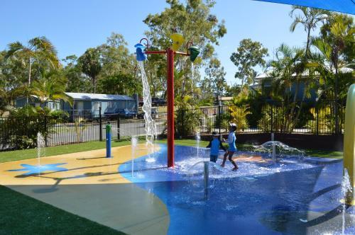 Mackay Blacks Beach Holiday Park