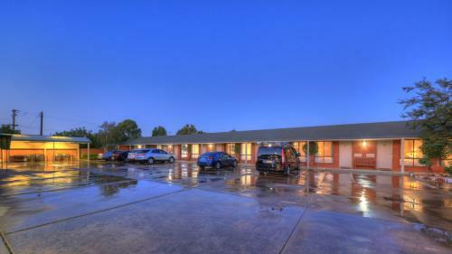 Moama Central Motel