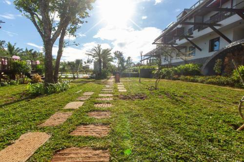Hotel Hami Garden - Authentic & Natural Resort