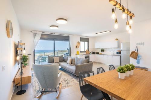 Beach Apartment In Achziv With Incredible Sea Views