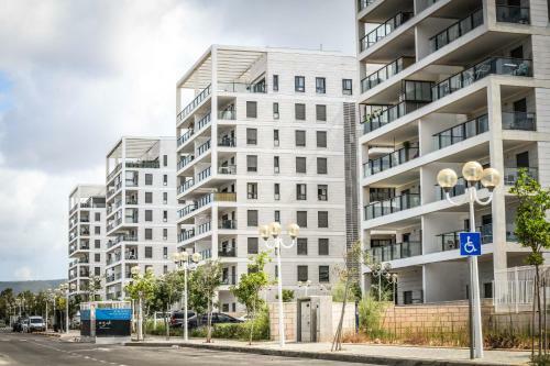 Luxury Living At Achziv Beach Apartment