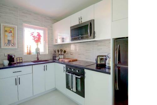 Apartamento Lovely Apt Near Beach,downtown,24hr Security,pool