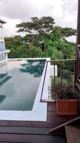 Sea Salt Apartment