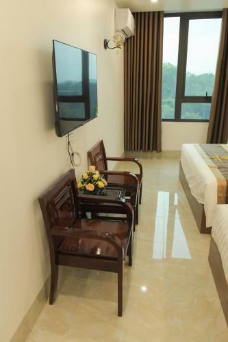 T??ng V�n Legend Hotel