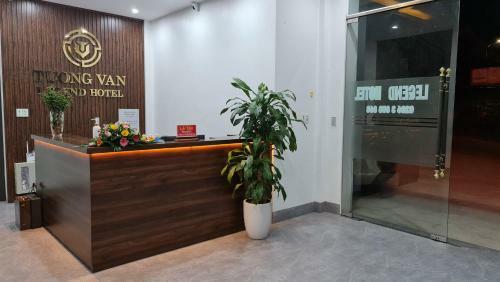 T??ng V�n Legend Hotel