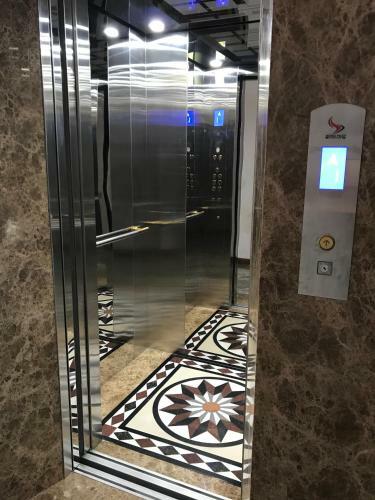 Tv Hotel