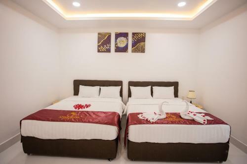 Apple Hotel