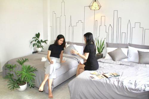 Midmost Boutique Hostel