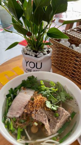 Sampan House