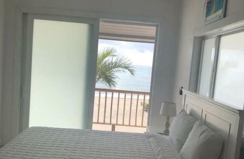 Hostal Fountain Bay Resort And Marina