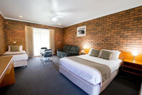Sportslander Motor Inn