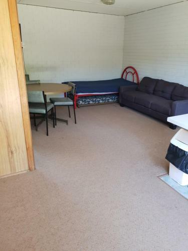 River Village Motel & Holiday Units
