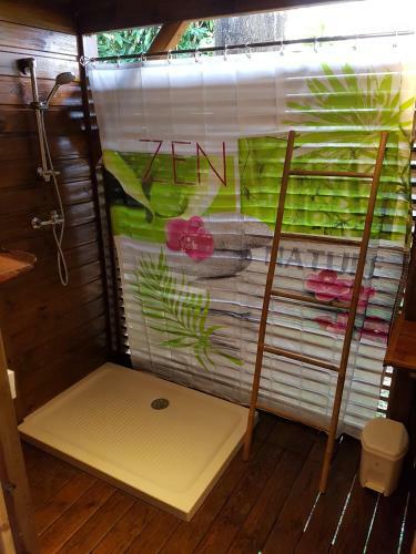Bed & Breakfast Les Lodges Des Hauts de Deshaies