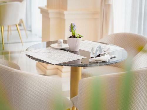 Al Wadaq Hotel