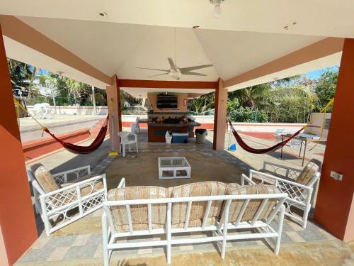Shacks Beach Isabela Pr - Entire House Or Private Rooms