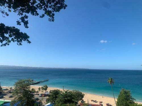 Lovely Apartment 8 Minute Walk To The Beach