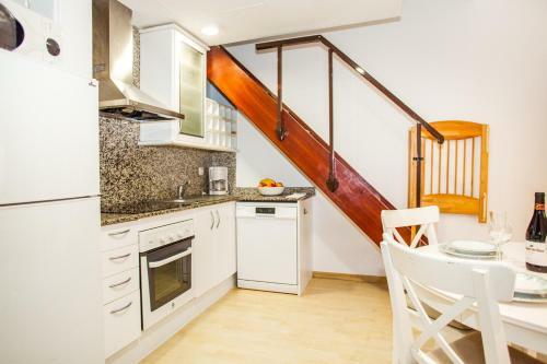 Apartamento Al28 Duplex En La Playa, Fenals, Costa Brava