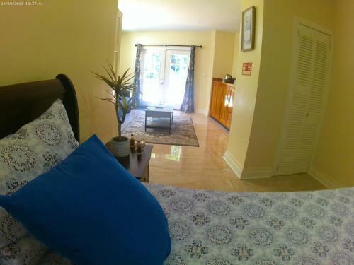 Toraille Waterfall Poolside Apartment