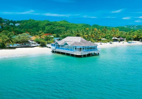 Hotel Sandals Halcyon Beach All Inclusive - Couples Only
