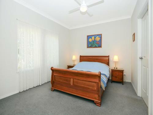 All Seasons Port Elliot Holiday House