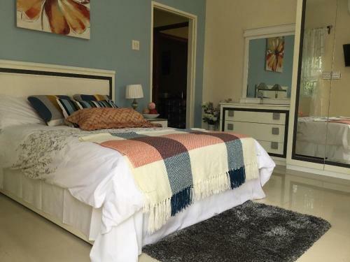 Hostal Cool Breeze Discovery Bay