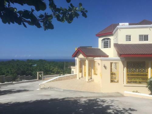 Hostal Cool Breeze Discovery Bay
