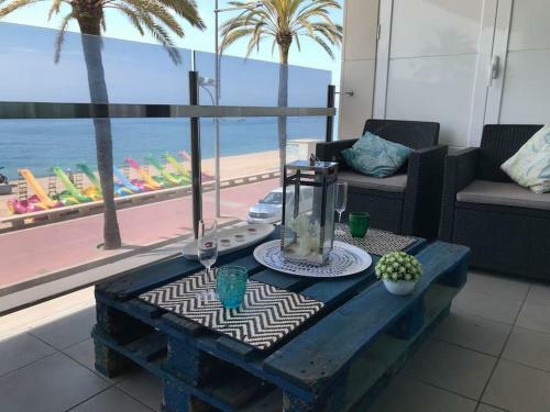 Lujoso Apartamento A 1a L�nea Del Mar