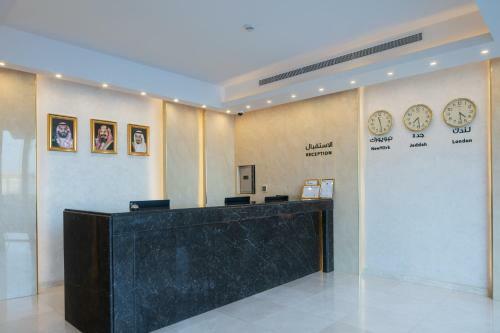 Hotel Mirada Purple - Zahra