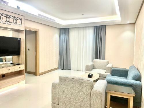 Mirnian Hotel