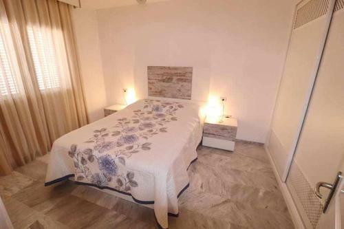 Apartamento B403 Los Cristianos 2 Bed 1 Bath Sleeps 4