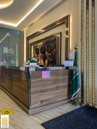 The Palace Hotel Suites