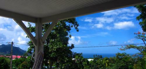 Or Bleu-bungalow Volcan Soufriere-vue Sur Mer