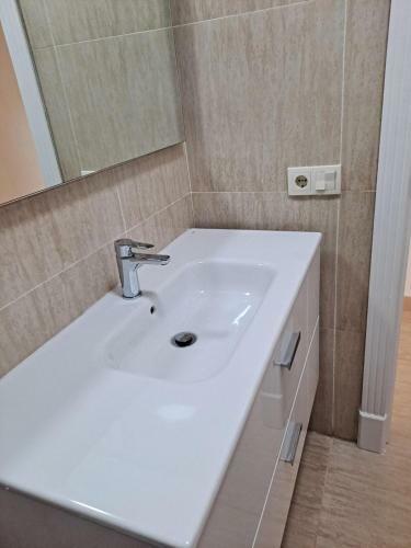 Apartamento En Edificio Marte Los Cristianos