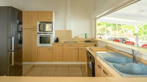 Villa Les Amandiers 6 Chambres Face � La Mer!