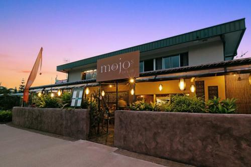 Demi View Motel