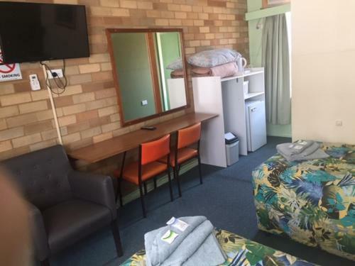Governors Hill Motel