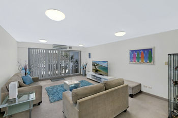 Sandy Cove Apartments