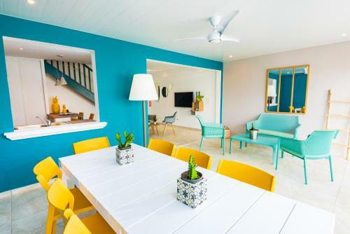 Villas Rock & Beach