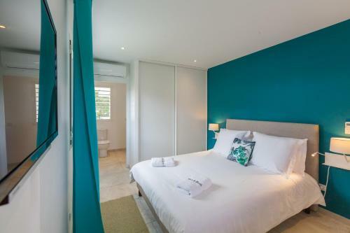 Villas Rock & Beach