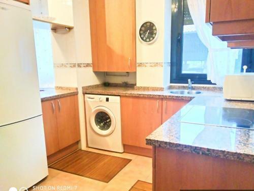 Apartamento La Luna de Luanco, C�ntrico, Confort Y Con Parking