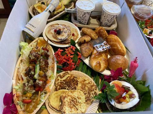 L'aliz�e Petit Dejeuner Compris